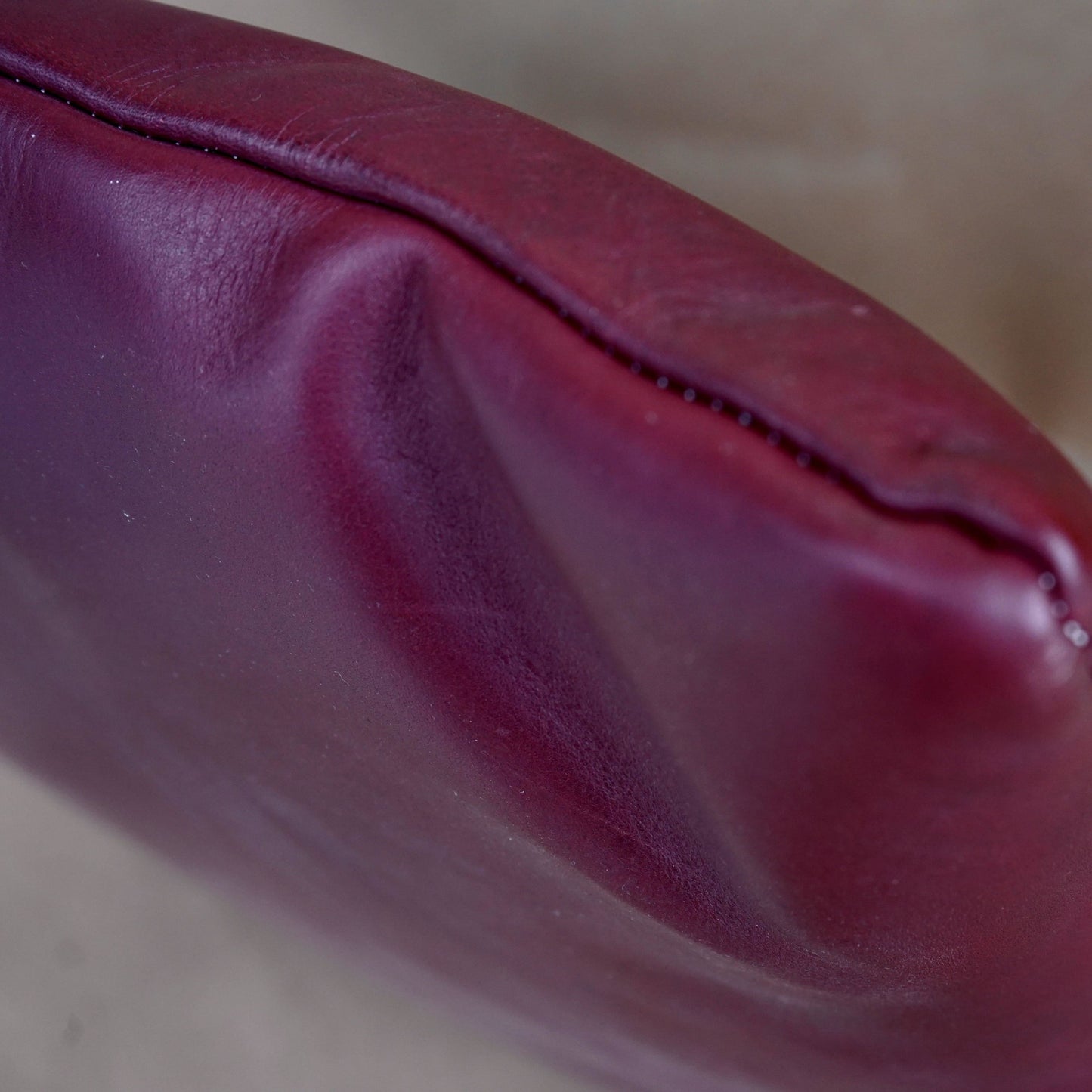Pillow Oxblood - Leather - 2